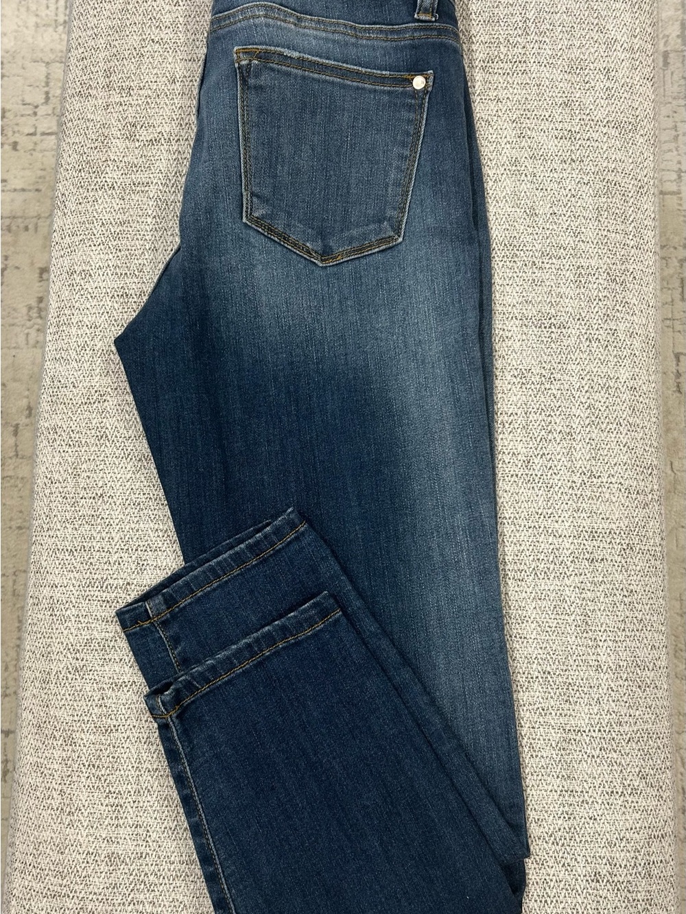 Judy Blue Medium Wash Straight Leg Jeans - Picture 7 of 12
